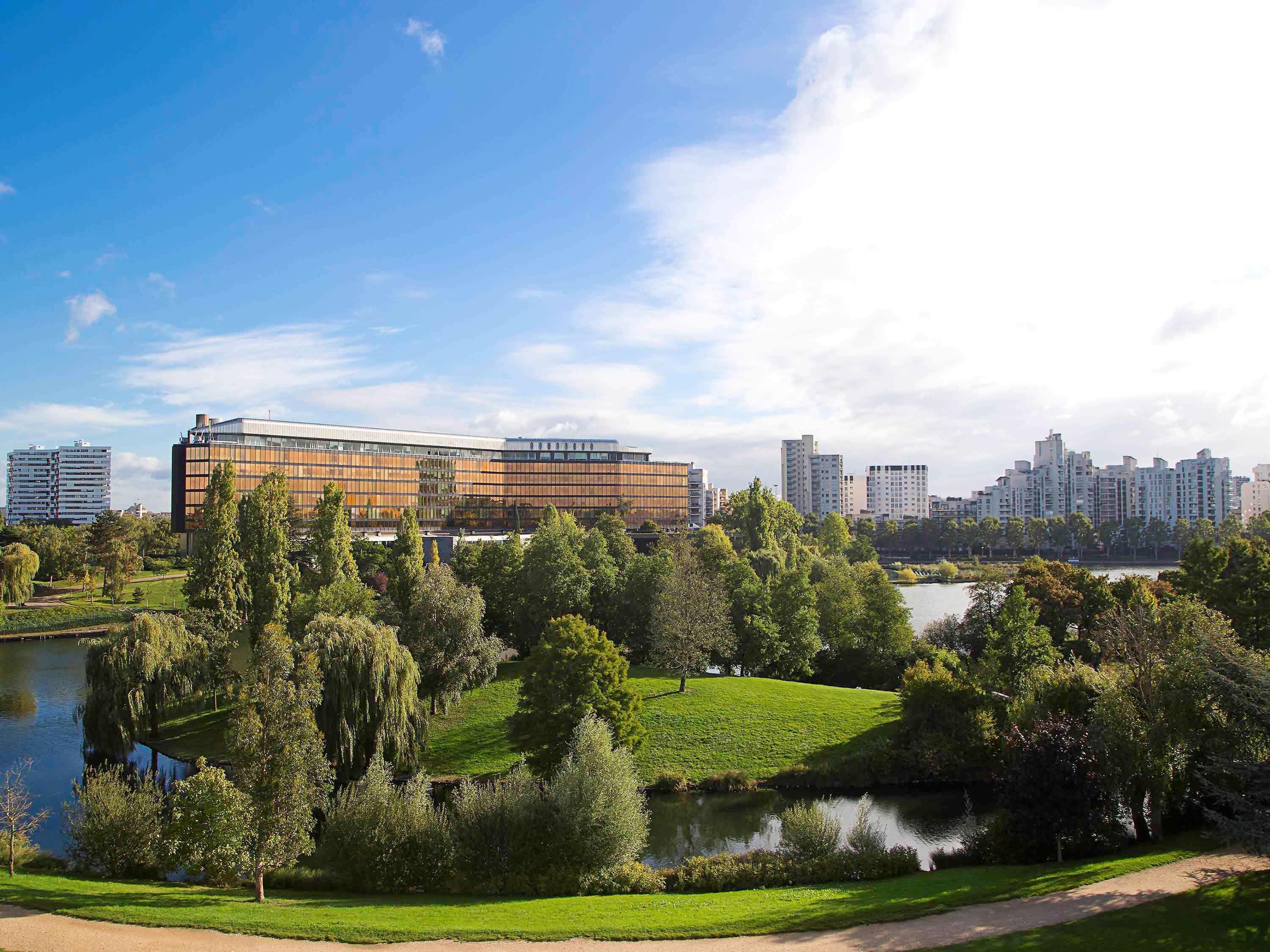 Novotel Paris Creteil Le Lac Exterior foto